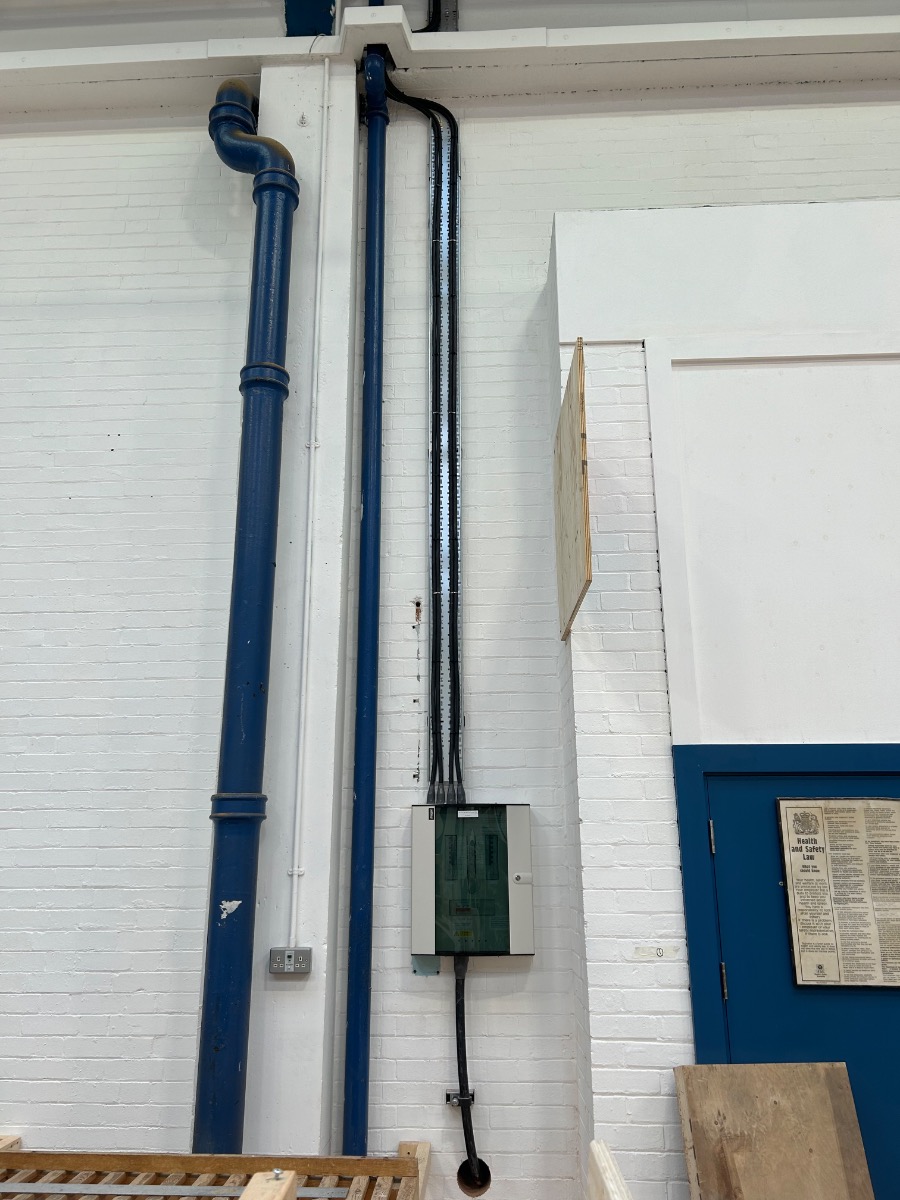 Electrician: Image 19